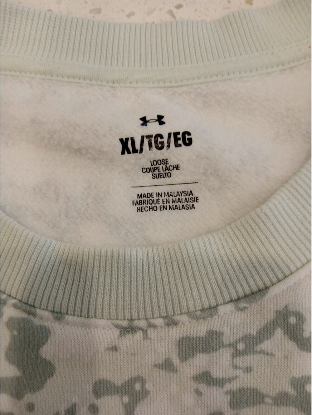 Under Armour Rival Fleece Sweatshirt Womens XL Green White Camo Crewneck Top - Picture 4 of 4